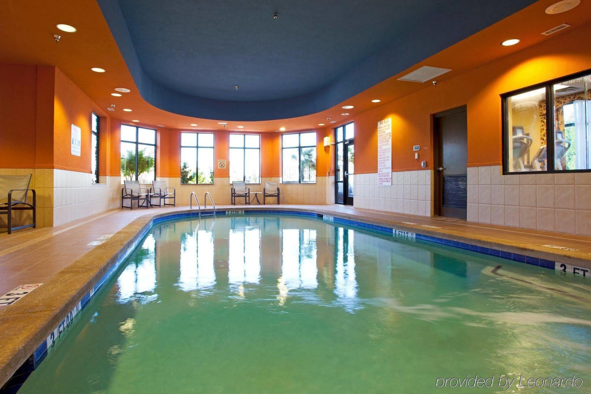Holiday Inn Hotel & Suites Stockbridge-Atlanta I-75 By Ihg Kültér fotó